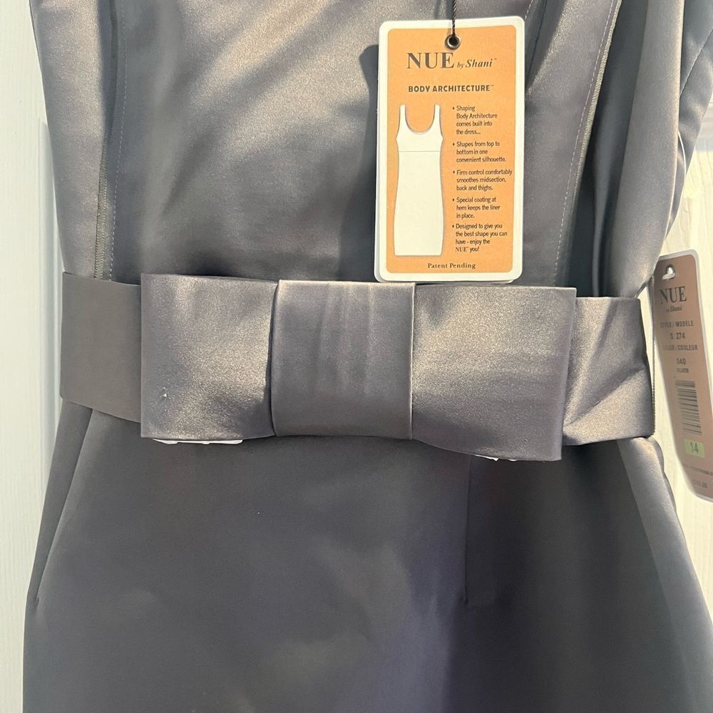 NWT Nue by Shani sleeveless midi dress with bow belt silver size 14 - Picture 6 of 16
